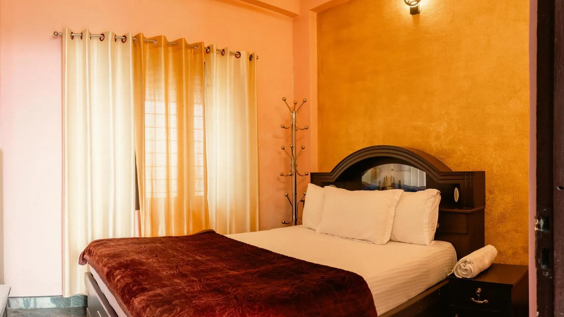 The East Bethany Vagamon Apartment